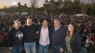Con el gran encuentro de vecinos como telón de fondo, Fiorenza encabezó las actividades.