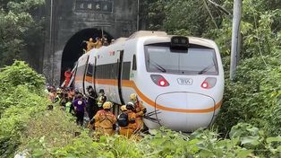 Al menos 48 muertos y 60 heridos tras descarrilar un tren en Taiwán
