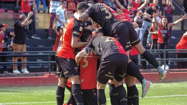 Colón desea reencontrarse con la victoria en Varela ante Defensa y Justicia.&nbsp;