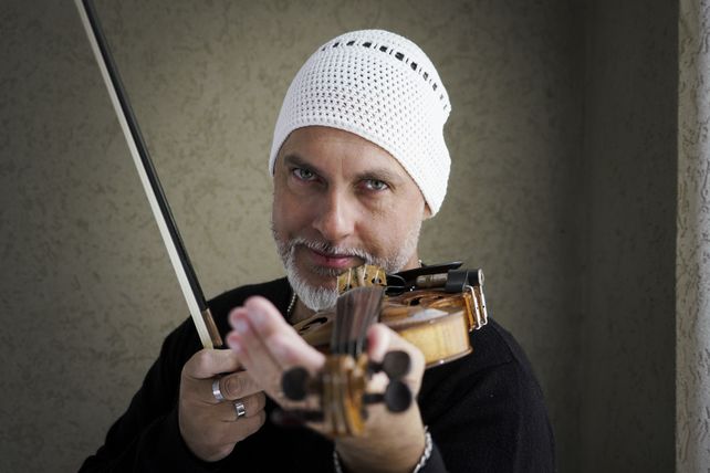 El violinista que se enamoró de Funes y es el heredero natural de Don Sixto Palavecino