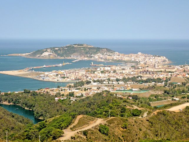Por qué Ceuta y Melilla siguen bajo soberanía española pese a estar en territorio africano