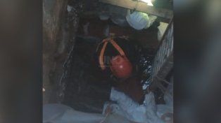 Accidente laboral en Santa Fe: un obrero cayó de 7 metros en una obra de Aguas Santafesinas