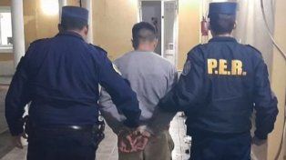 La Policía de Colón detuvo a un empleado robando en un predio de la Jefatura.
