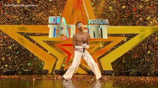 En Got Talent Argentina, un bailarín oriundo de Tucumán logró el botón dorado improvisando sobre el himno.