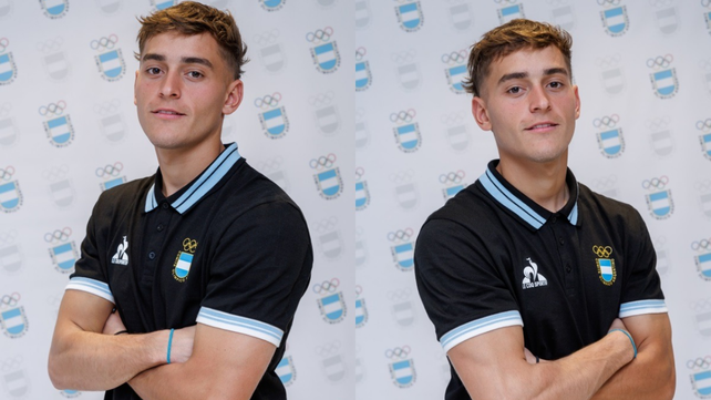 Juan y Lucas Boretti juegan al hockey en el Jockey Club.