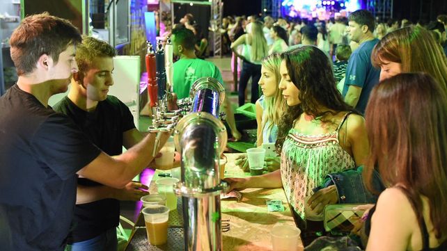 Abrió sus puertas la fiesta de San Patricio en la Estación Belgrano