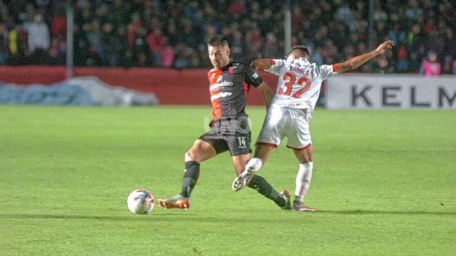 Falcioni busca los 11 de Colón para visitar a Olimpia