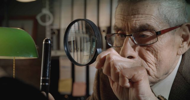 Sergio Chamy brilla como un infiltrado en un geriátrico con la misión de comprobar el trato a los ancianos.
