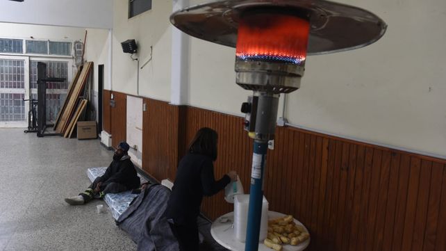 El club Nueva Aurora abre sus puertas para la gente en situación de calle