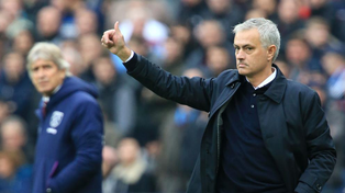 Mourinho es nuevo DT del Benfica.