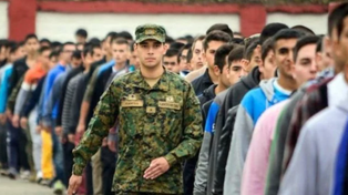La ampliación de la franja etaria del Servicio Militar Voluntario fue anunciada por el gobierno nacional.