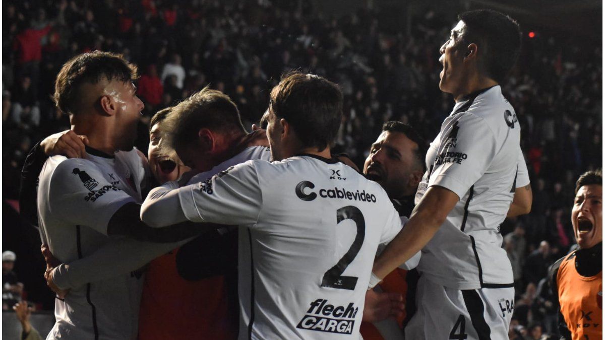 El minuto a minuto de Colón ante Almirante Brown