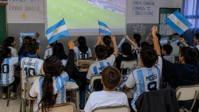 Escuelas santafesinas transmitirán el Mundial 2026: El Ministerio de Educación provincial impulsará estrategias para que los estudiantes sigan los partidos de la Selección Argentina en los establecimientos educativos