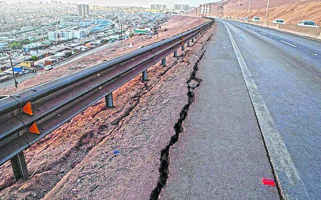 en chile. El sismo se sintió con fuerza en el país trasandino