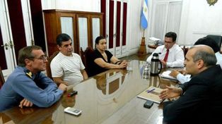Familiares de la joven abusada se reunieron con el ministro de Justicia