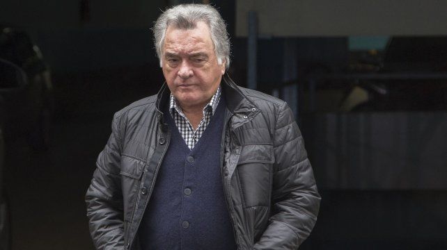 El sindicalista Luis Barrionuevo se descompensó y fue internado de urgencia