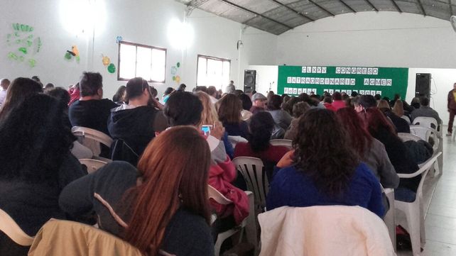 Agmer aprobó un paro de 48 horas y reclama la renuncia de Panozzo