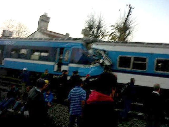 Tres muertos tras un nuevo choque de trenes del ferrocarril Sarmiento