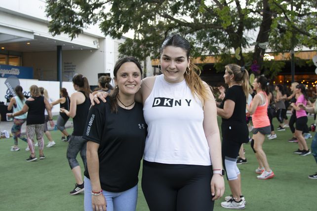 Sofia Ferraro y Victoria Santoro.