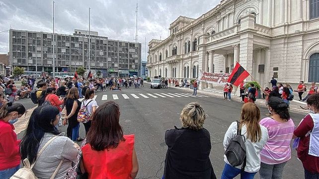 Agmer marchó en Paraná y defendió los paros dispuestos