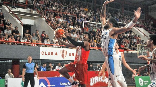 Devin Watson abandonó el plantel de Unión y no viajó a Río Gallegos.