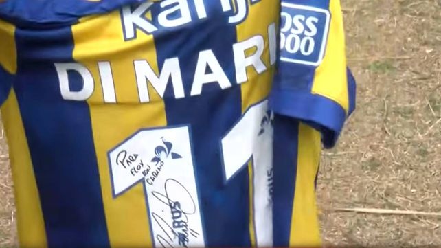 La camiseta firmada por Di María