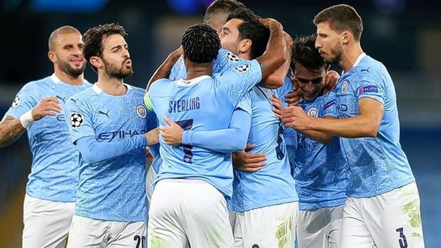 Manchester City expondrá su invicto en Budapest por la Champions League.