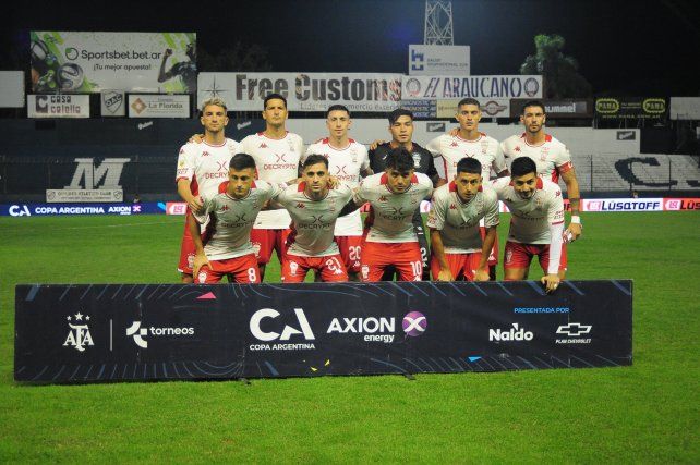 Huracán pasó de fase tras ganar en los penales.