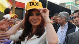 Taxistas rosarinos formaron un grupo con pasajeros kirchneristas