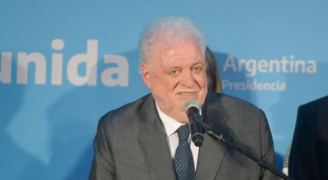 El ministro de Salud afirmó que los expertos aconsejan prorrogar la cuarentena