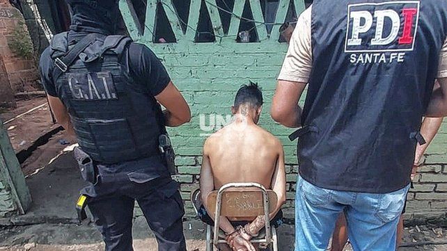 Barrio Santa Rosa de Lima: detuvieron a un joven que baleó a su hermanastra, la dejó mal herida y huyó