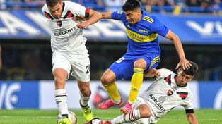 Boca y Newells igualaron 0 a 0 en un partido discreto.