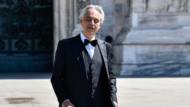 Andrea Bocelli revela que tuvo coronavirus y dona plasma para la investigación
