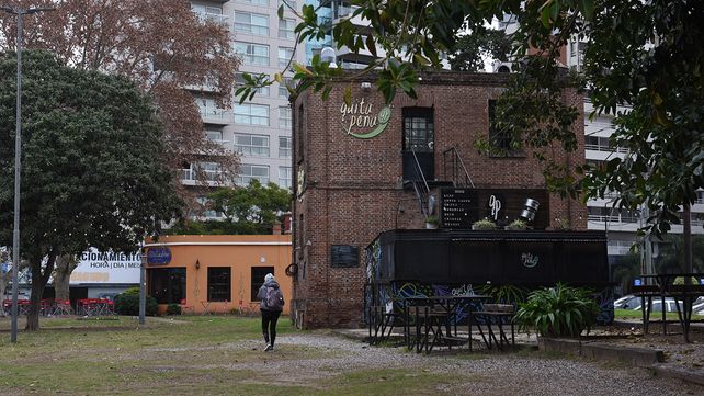 Los bares de la costa central se renuevan para lucir a pleno en el verano