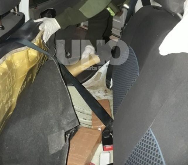 Escondido. Parte del estupefacientes secuestrado en el procedimiento.&nbsp;
