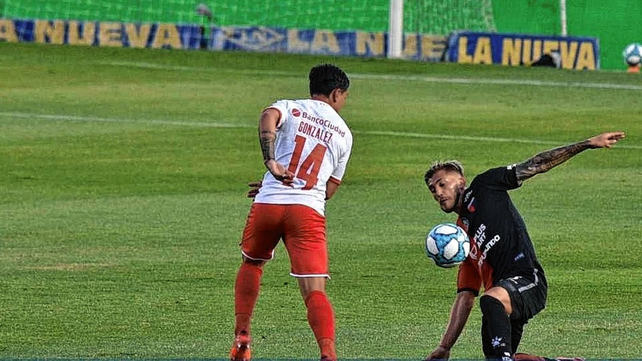 Colón e Independiente jugaron 79 partidos en Primera División con 36 triunfos del Rojo