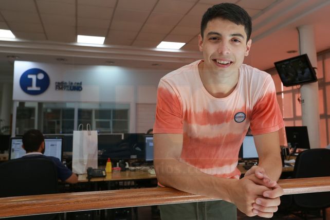 Gerómino Rosso juega en el AEC desde los 5 años y el miércoles se dio el gran gusto. Anotó 16 puntos en una victoria fundamental.