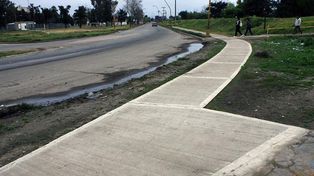 Avanzan las veredas para el cruce a Villa del Parque