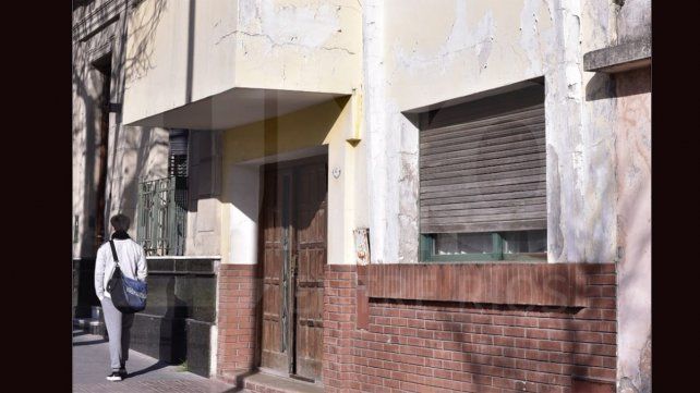 La denuncia se realizó en Buenos Aires. Personal del FBI detectó videos y fotografías relacionado con pornografía infantil. Hubo dos allanamientos