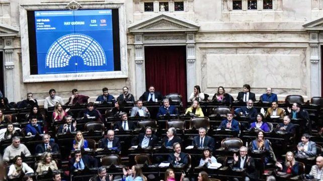 La oposición en la Cámara de Diputados aprobó un emplazamiento para dictaminar la semana próxima