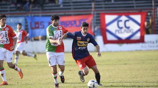 Central Córdoba. Cristián Sánchez jugando en la temporada 2016 con camiseta de los azules de Tablada
