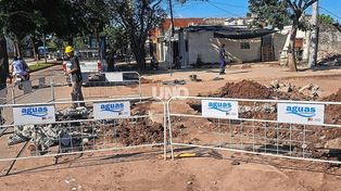 Barrio Yapeyú. Tras ocho días sin agua, ASSA reparó una pérdida en la red y regresó el servicio