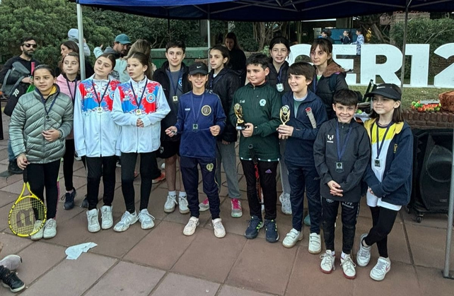 El mini tenis dijo presente con una cifra récord en Gimnasia y Esgrima de Rosario.