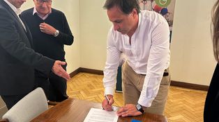 TecnoLagos en el Reino Unido y una alianza estratégica con el Grupo Omics
