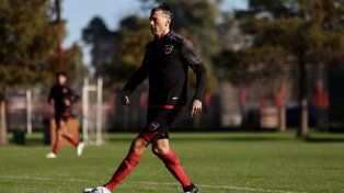 Defensor de Newells. Víctor Cuesta: Ahora tenemos que hacer el trabajo de local logrando los tres puntos y darle una alegría a nuestra gente