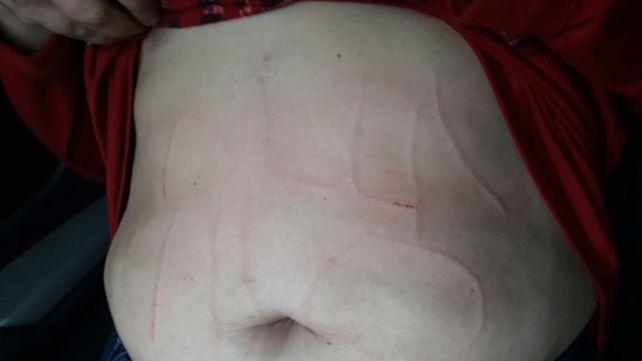 Denuncian secuestro y tortura de una maestra tras una olla popular