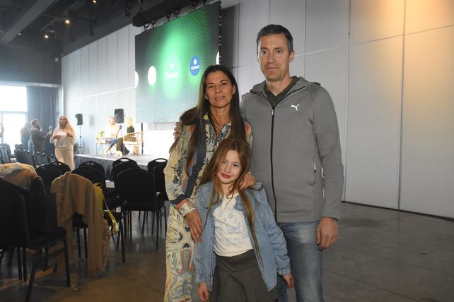 Ana María González, Elena y Diego Garavano