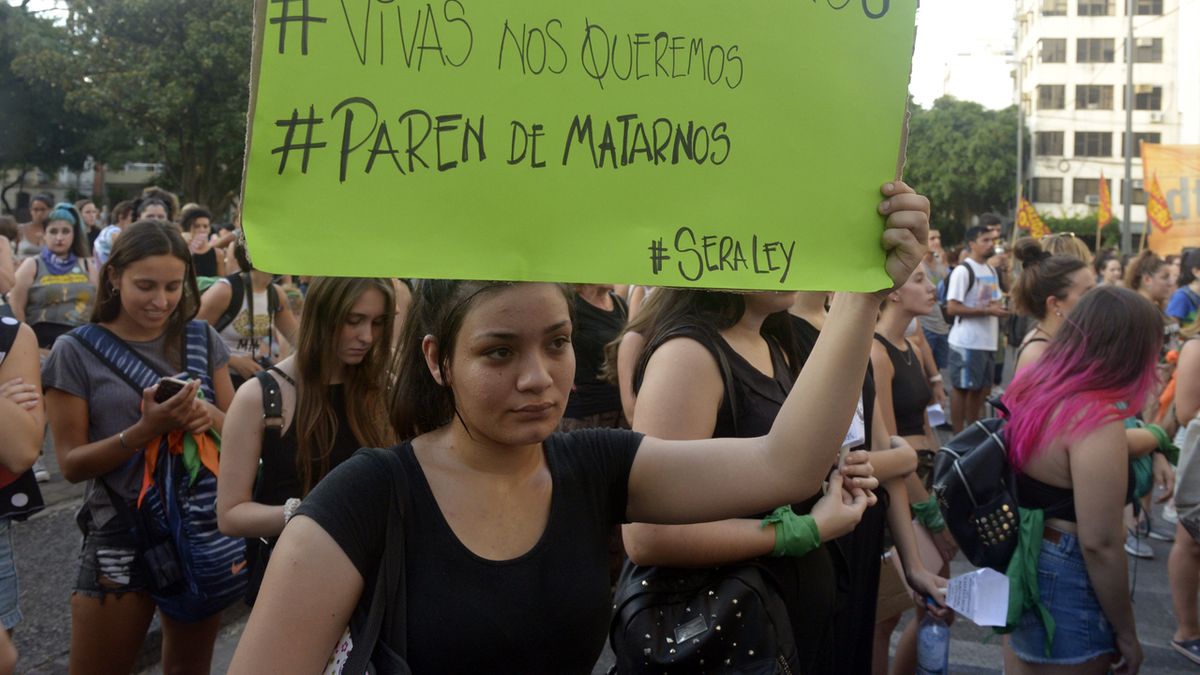 Miles de mujeres marcharán hoy al grito de Ni una Menos