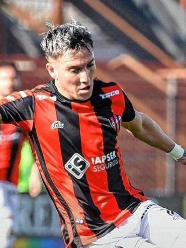 Patronato dejó escapar una ventaja de dos goles e igualó 3 a 3 con Quilmes en el Grella