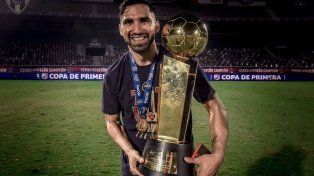 Tercer pasajero: Colón acordó la llegada del paraguayo Espínola